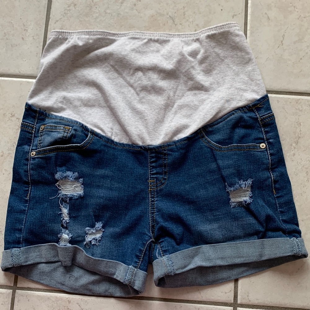 Maternity cut-off jean shorts